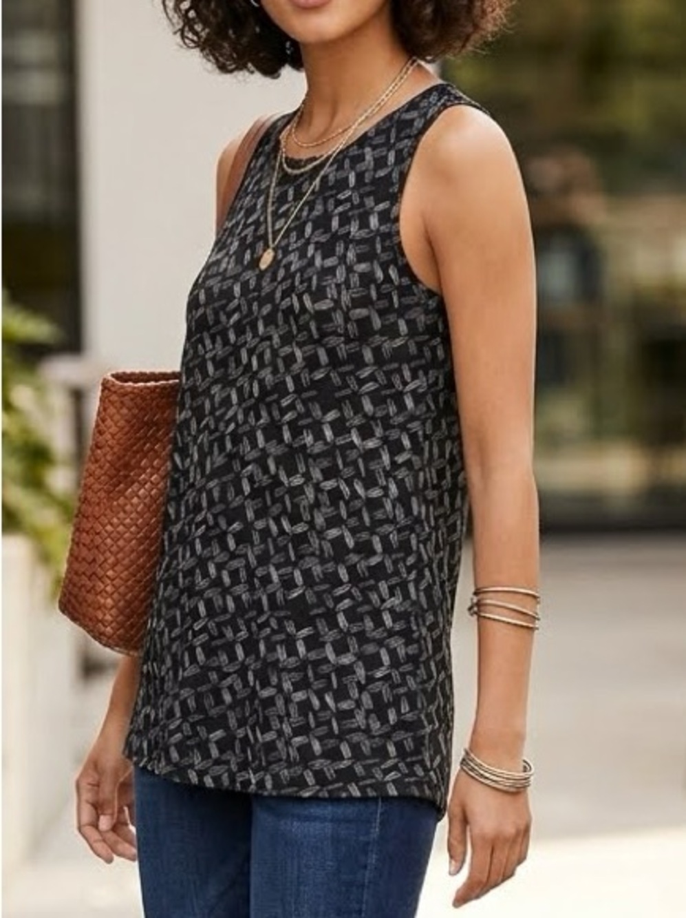Banana Republic Black Patterned Sleeveless Tank Top